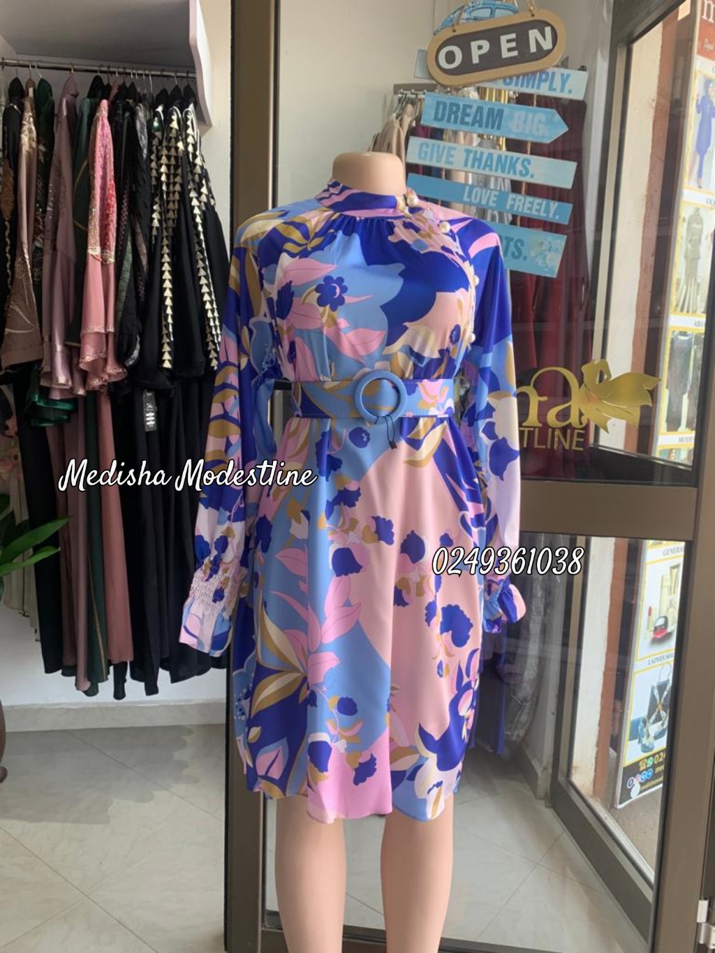  knee level dress(floral )