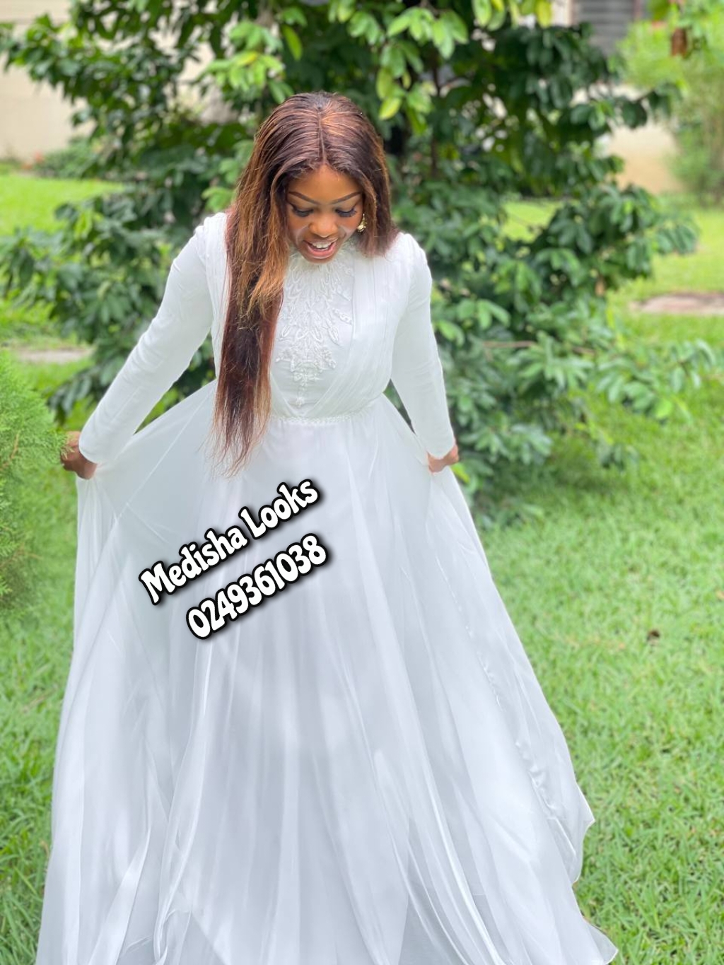  Gown(white)